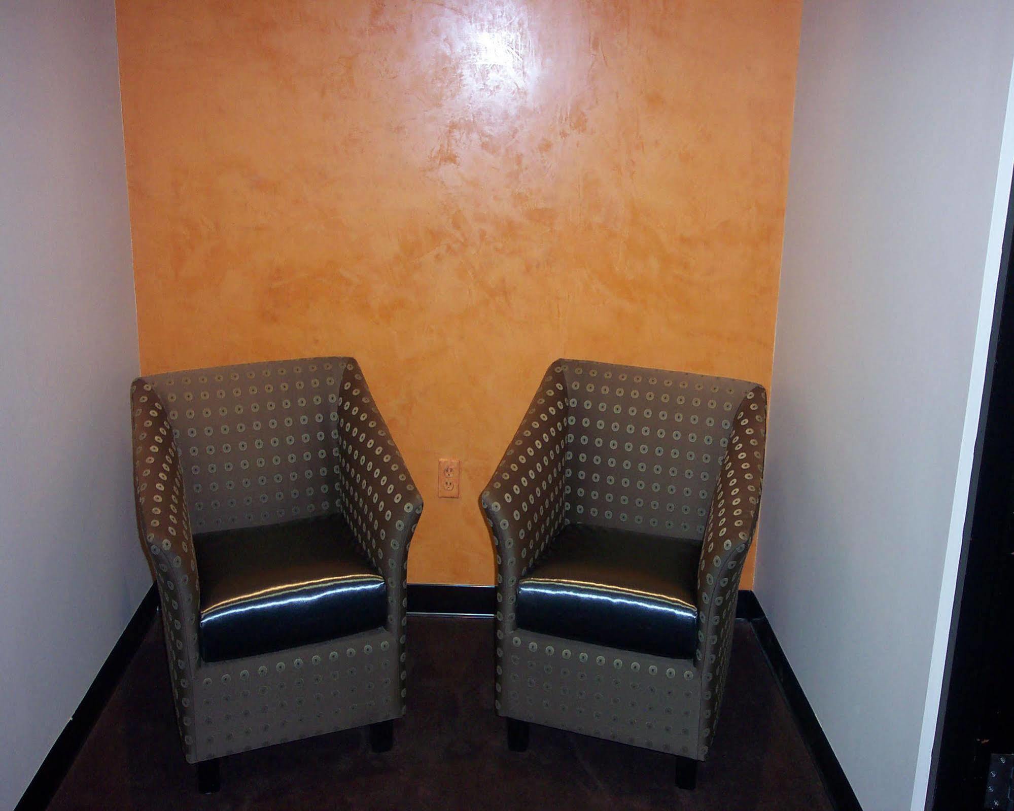 Ramada Plaza By Wyndham West Hollywood &