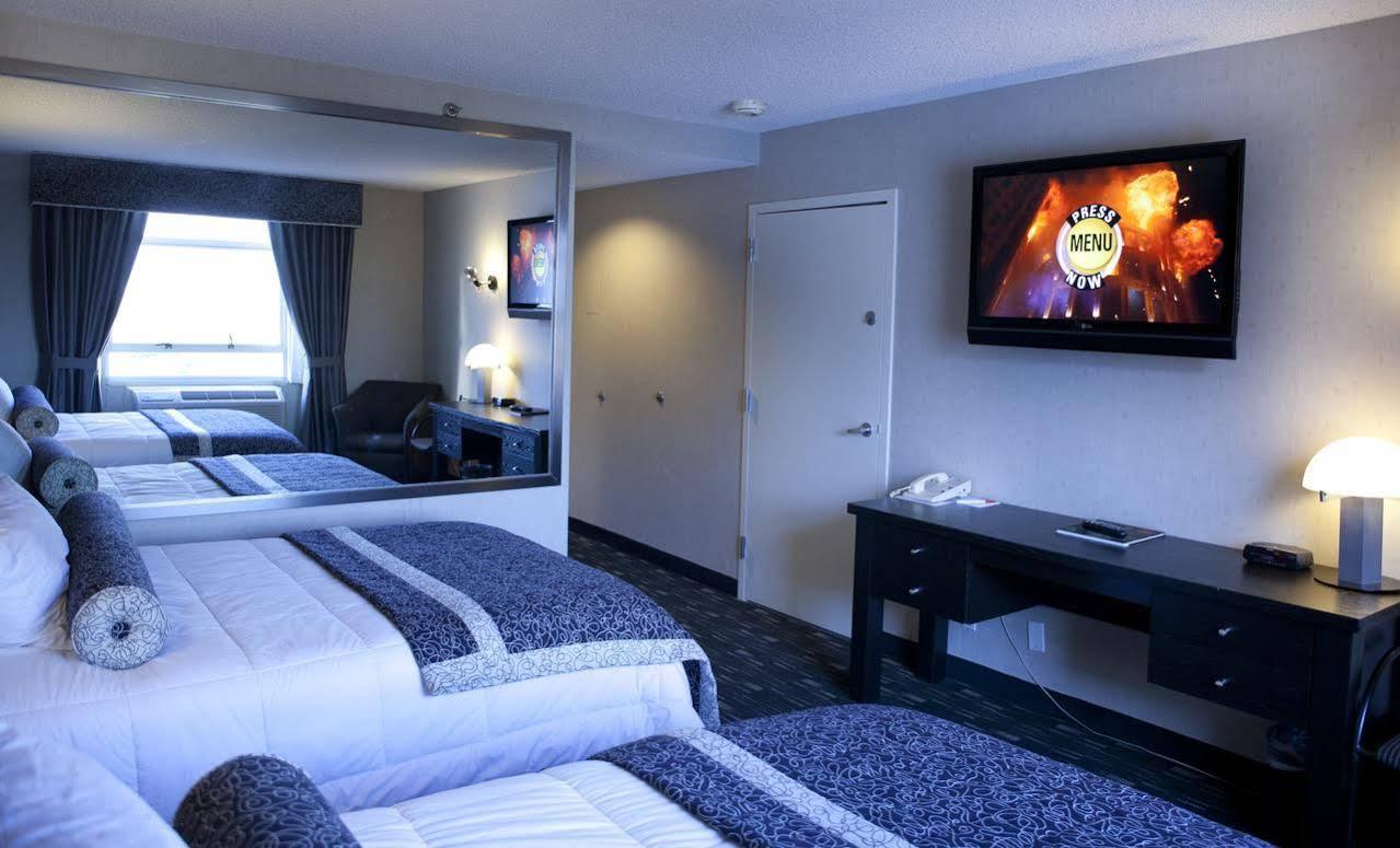 Hotel Ramada Plaza By Wyndham West Hollywood & 3*