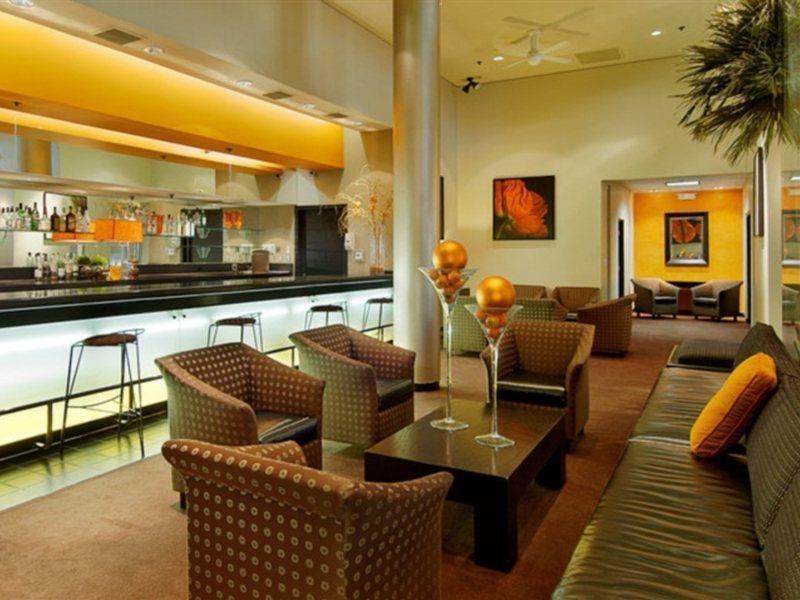 Hotel Ramada Plaza By Wyndham West Hollywood & 3*